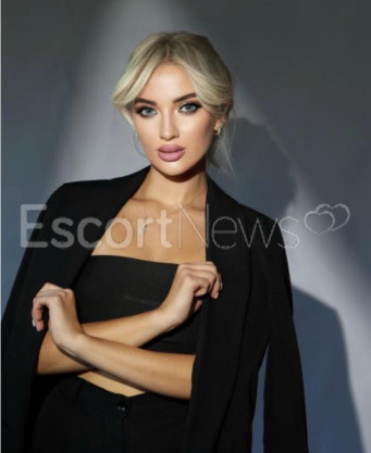 Photo escort girl IRINA: the best escort service