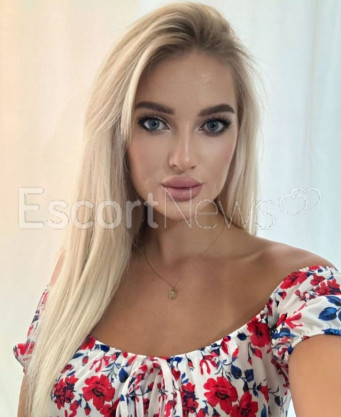 Photo escort girl IRINA: the best escort service