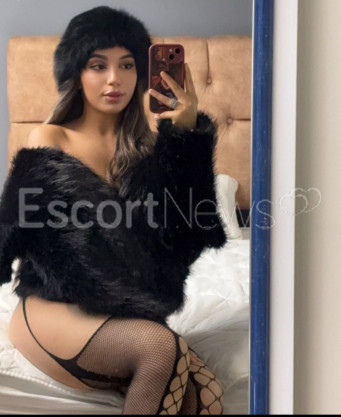 Photo escort girl Nia : the best escort service