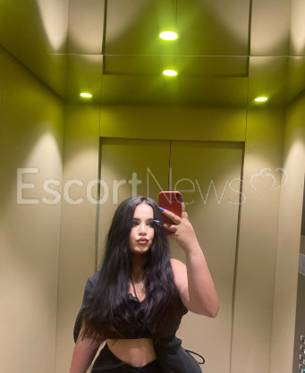 Photo escort girl Deri: the best escort service