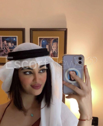 Photo escort girl Rawan: the best escort service