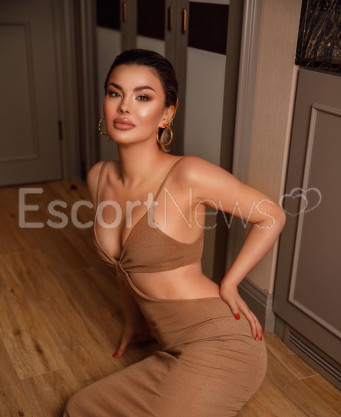 Photo escort girl Irina: the best escort service