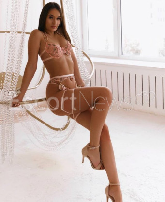 Photo escort girl Viktoriya: the best escort service