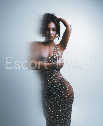 Photo escort girl Monsi: the best escort service