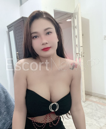 Photo escort girl Louisa: the best escort service