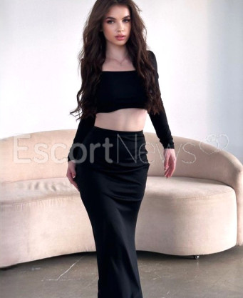 Photo escort girl Elya: the best escort service