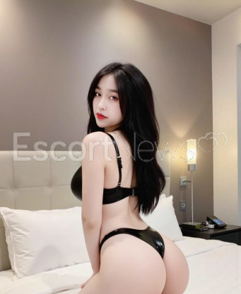 Photo escort girl Aigawa Rei: the best escort service