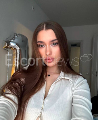 Photo escort girl Irina: the best escort service