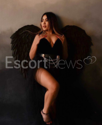 Photo escort girl Lola: the best escort service