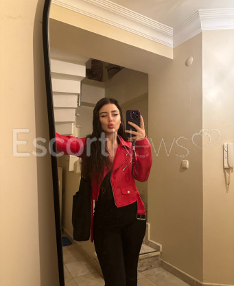 Photo escort girl Azra: the best escort service