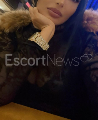 Photo escort girl Alina: the best escort service