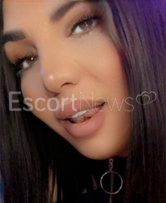 Photo escort girl Victoria : the best escort service