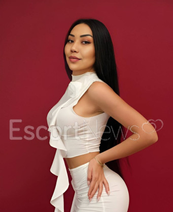 Photo escort girl Elya: the best escort service