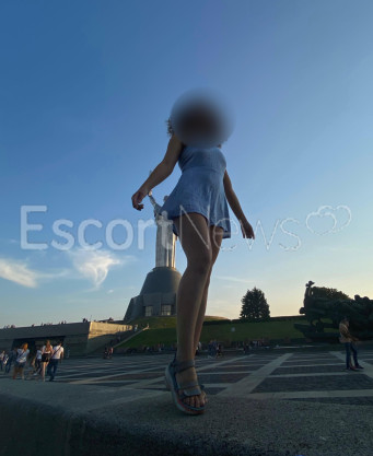 Photo escort girl Karina: the best escort service