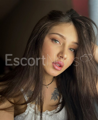 Photo escort girl MARIA: the best escort service