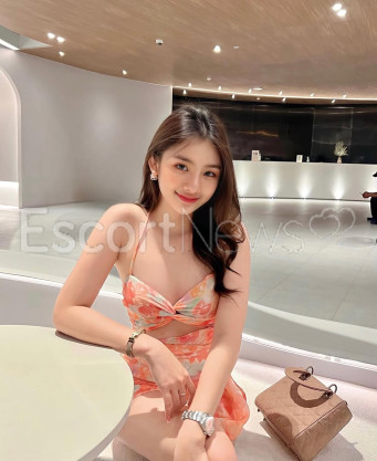 Photo escort girl indri: the best escort service