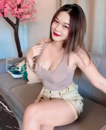 Photo escort girl moona: the best escort service